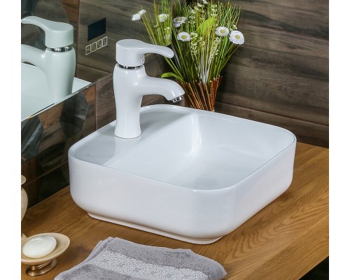 Раковина Melana MLN-A423B накладная A423B-803