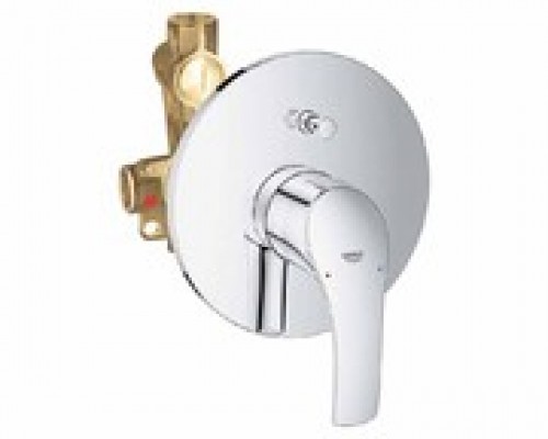 Смеситель Grohe Eurosmart 2015 33305002 для ванны и душа